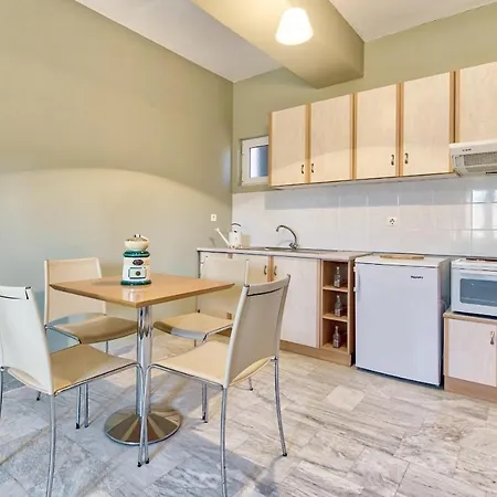 Avesta Apartments - 200M From The Beach Василикос Экстерьер фото