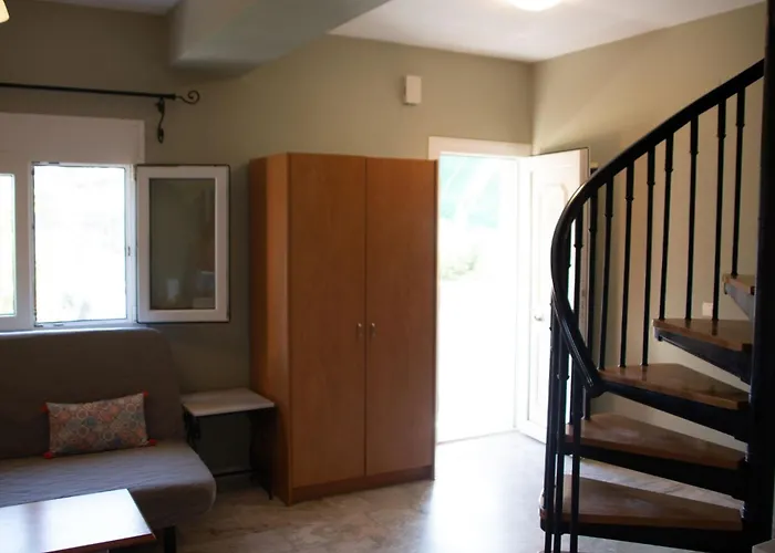 Avesta Apartments - 200M From The Beach